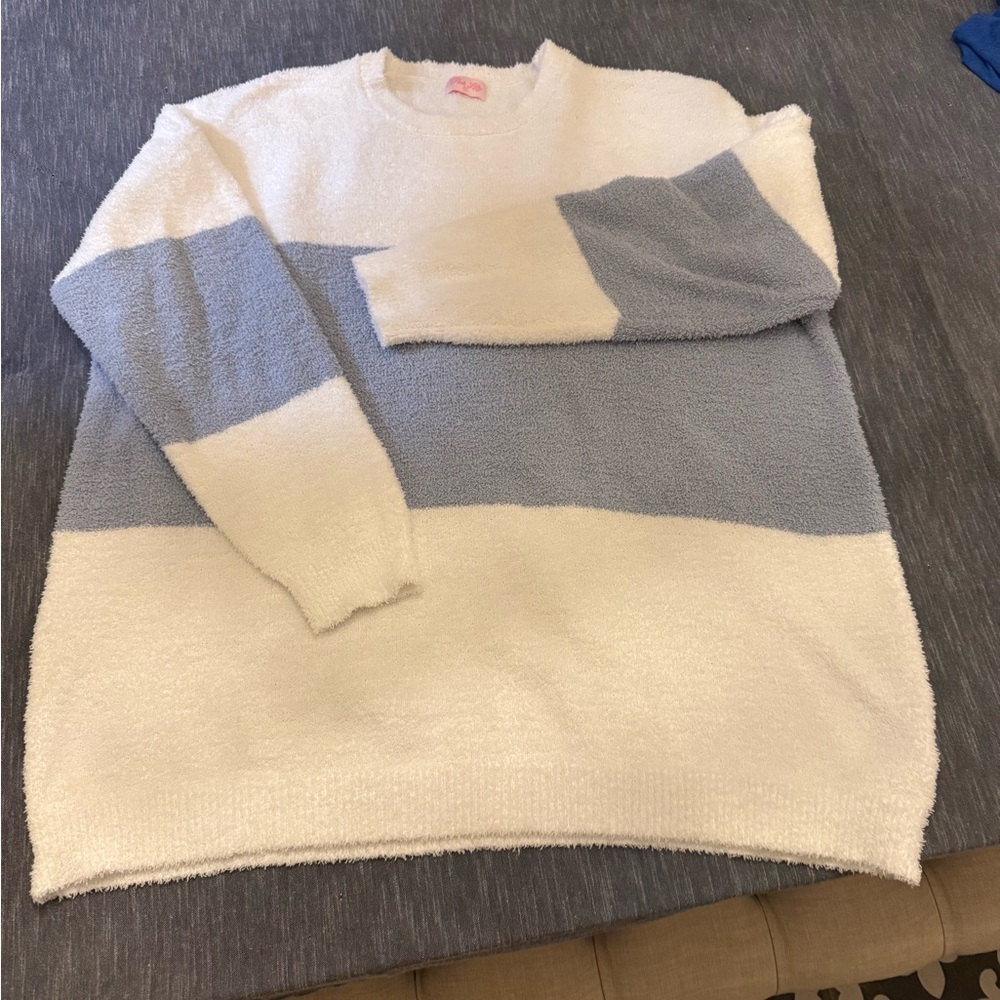 Pink Lily super soft Cream and Blue Crewneck Sweater